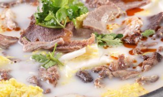 熟羊肉炖白菜粉条的做法 熟羊肉炖白菜粉条的做法视频