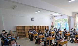 北风像狮子一样狂吼仿写句子（北风像狮子一样狂吼仿写句子怎么写）