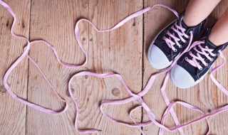 旧鞋子属不属于可回收物 关于旧鞋子属不属于可回收物的问题