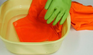 衣服上的玻璃胶怎么洗掉 怎么洗掉衣服上的玻璃胶