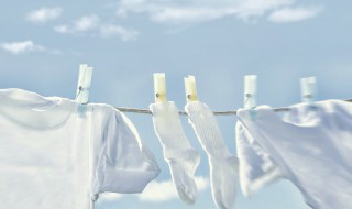 白t恤腋下发黄怎么洗 白t恤腋下发黄的清洗方法