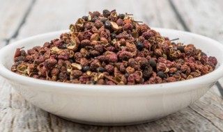 花椒油和花椒粉哪个好 花椒油和花椒粉哪个更好