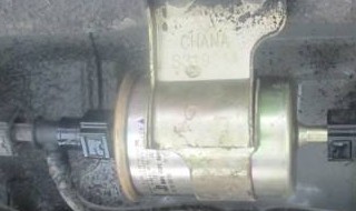 汽油滤芯长时间不换有什么问题 导致汽车出现打火困难,怠速抖动等情况