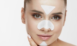 毛孔大黑头多怎么办（毛孔大黑头多怎么办呢）