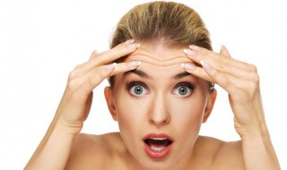 遮瑕完有干纹怎么办 化妆后出现干纹怎么办