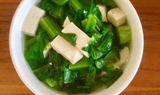 油麦菜生菜豆腐汤怎么做（油麦菜生菜豆腐汤怎么做好吃）