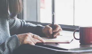 关于脸上长痘的说说 描写脸长痘痘的说说