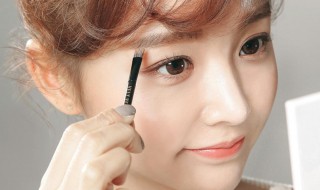 眉粉用久了结块怎么办 眉粉用久了结块怎么办啊