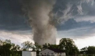 当龙卷风来临时我们应该怎么办 当龙卷风来临时我们应该怎么办呢