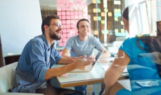 办公室新年寄语一句话（办公室新年寄语一句话简短）