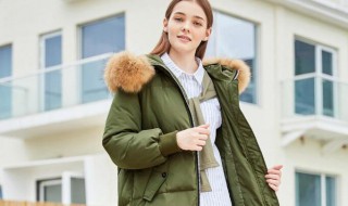 羽绒服内衬掉毛严重怎么解决（羽绒服内衬掉毛严重怎么解决好）