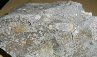 铁是由什么构成的（铁是由什么构成的?）