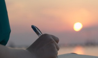 正能量适当放松的句子（放松心情正能量短句）