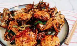 小螃蟹怎么炸的又香又酥（小螃蟹怎么炸的又香又酥又脆）