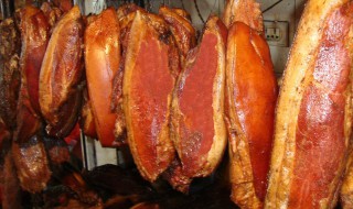 正宗熏肉用什么材料熏（正宗熏肉用什么材料熏好吃）