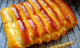 甜橙面包如何做的松软（橙子怎么做好吃小甜品面包）
