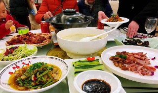 请别人吃饭的幽默句子 请别人吃饭的幽默句子搞笑