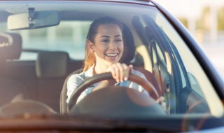 手动汽车跳档怎么解决（手动汽车跳档怎么解决的）