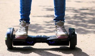 平衡车抖动怎么解决（平衡车上去时抖动怎么调节）