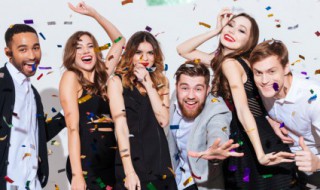 微信开心的短句（微信开心说说心情短语）