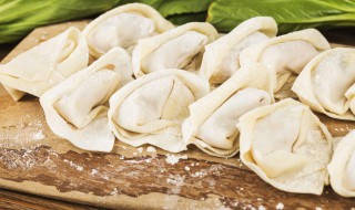 羊肉馄饨馅的调制方法 羊肉馄饨馅儿的调制方法