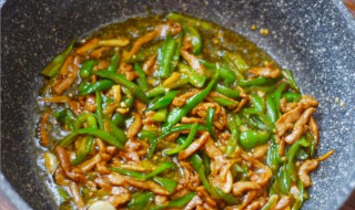 面条炒辣椒步骤（面条炒辣椒步骤视频）