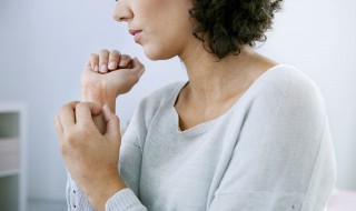 冬天身上发痒怎么解决（冬天身上发痒怎么解决方法）