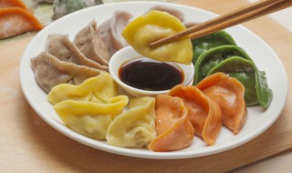 菜汁蔬菜水饺制作方法 蔬菜汁水饺皮的做法