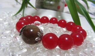 红玉髓是什么 红玉髓是什么红