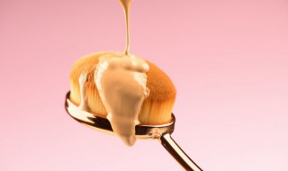 用完粉底液还用气垫吗 粉底液的使用步骤