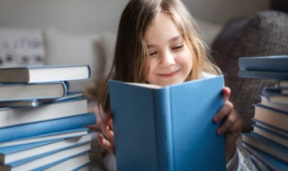 在…下面的英语怎么读 在…下面的英语如何读