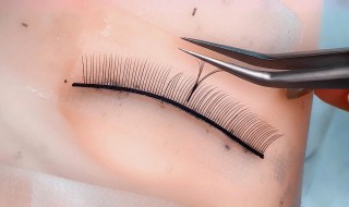接睫毛怎么卸 嫁接睫毛怎么卸除