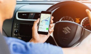 苹果手机怎么群删联系人 苹果手机删联系人的方法