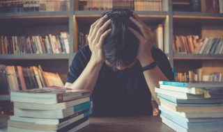 日渐月染与渐染的区别渐字读音是否不一样两者的渐的意思 日渐月染与渐染的区别