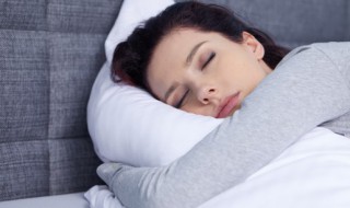 梦见别人追自己是什么意思（梦到别人追你意味着什么）