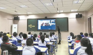 有人替你负重前行的前一句是什么（有人替你负重前行的前一句是什么意思）