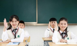 夜吟应觉月光寒的上一句是什么 夜吟应觉月光寒的上一句是啥