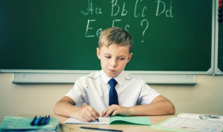 三加一笔是什么字（三加一笔是什么字有哪些字）