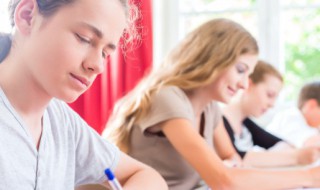 撞到的读音 撞到的读音是什么