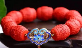 为什么戴朱砂不能让别人看到（戴朱砂不能让人看见吗）