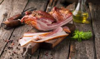 咸肉怎么炒菜好吃 肉炒咸菜怎么炒