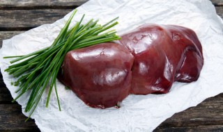 猪肝怎么炒最嫩（炒猪肝最嫩的窍门）