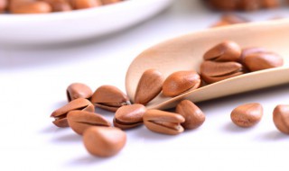 生的松子怎么炒能开口(松子怎么炒能开口窍门 松子可以生吃吗)