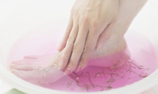 脚臭怎么泡 脚臭怎么泡脚好