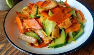 大红萝卜怎么炒好吃 大红萝卜怎么炒好吃 图片