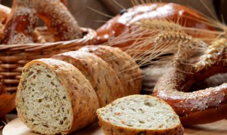 面包怎么做冷了不变硬 做好的面包冷了就硬了