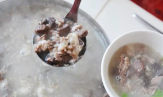 羊肉汤为什么有酸味（羊肉汤为什么有酸味怎么解决）