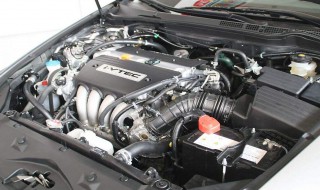 07款本田雅阁水箱在哪里（07年本田雅阁正常水箱多少钱）