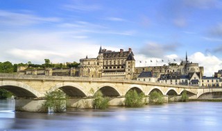 法国面积多少平方公里 法国面积多少平方公里相当于中国哪个省