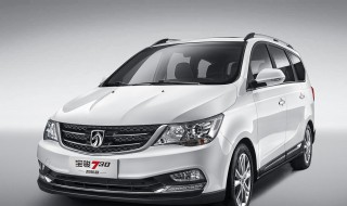 16款高配宝骏730是什么样的（16款宝骏730低配图片）